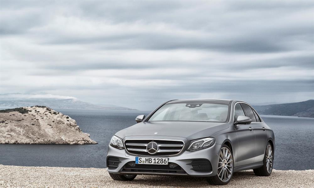 E300