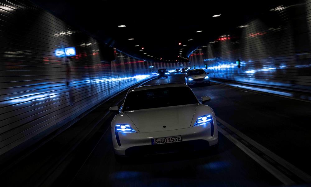 بورشه تايكان