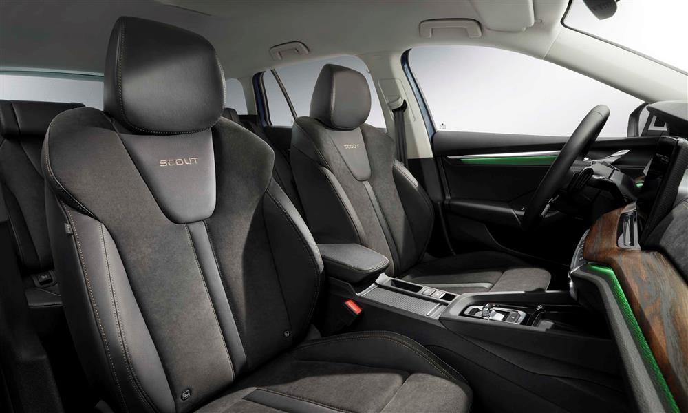 سكودا اوكتافيا سكوت  (7)