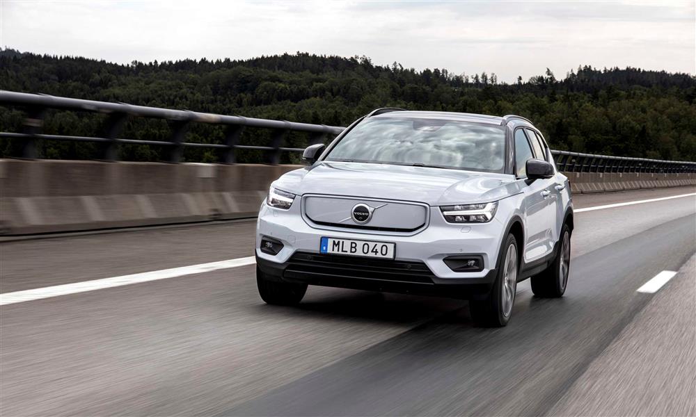 فولفو XC40 الكهربائية