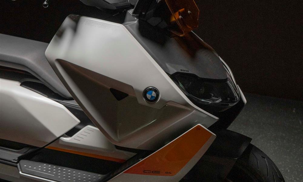 سكوتر بي إم دابليو CE 04 الاختباري  (18)