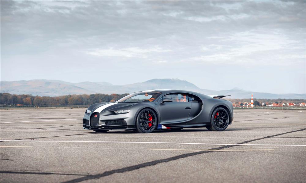 إصدار أساطير السماء من بوجاتي شيرون سبورت  (15)