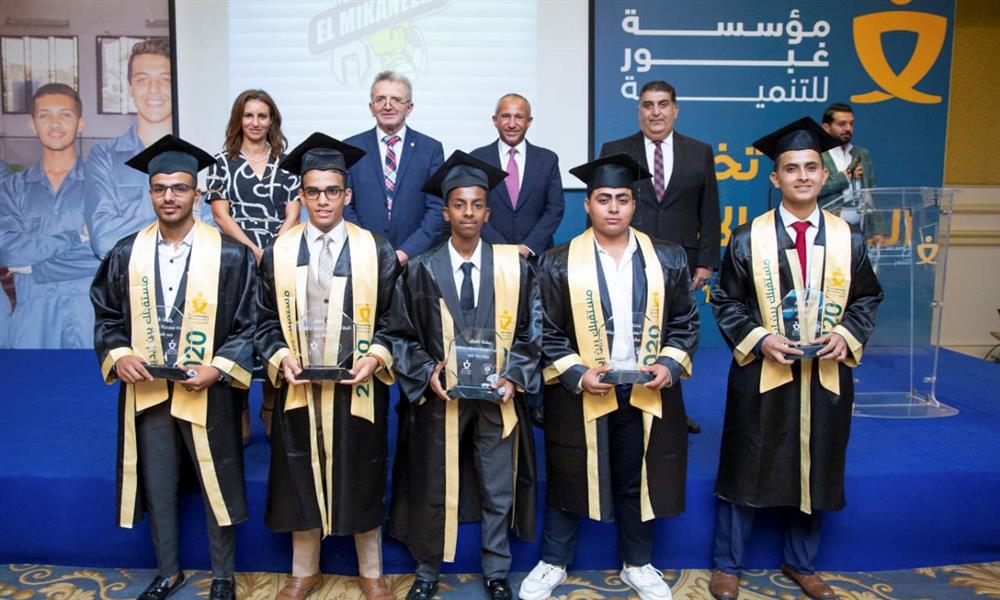 غبور تحتفل بتخرج أول دفعة للفنيين الميكانيكيين متخصصين  (1)