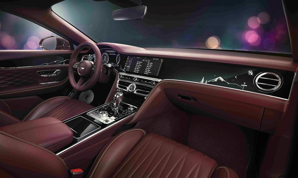 نسخة خاصة من بنتلي الكريسماس 