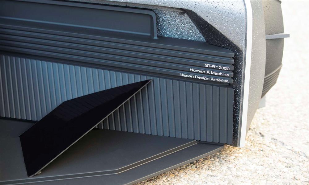 تصميم نيسان  GT-R X التخيلي لعام ٢٠٥٠   (14)