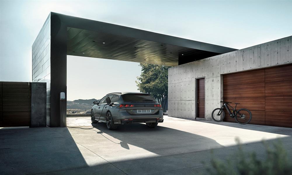 بيجو 508 الهجينة  (3)