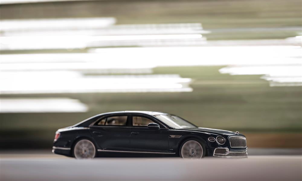 مجموعة منتجات بنتلي احتفالًا بإطلاق فلاينج سبير  (3)