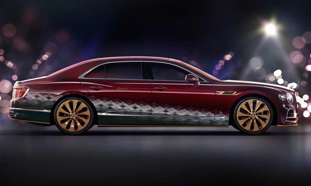 بنتلي Flying Spur V8 The Reindeer Eight  (2)