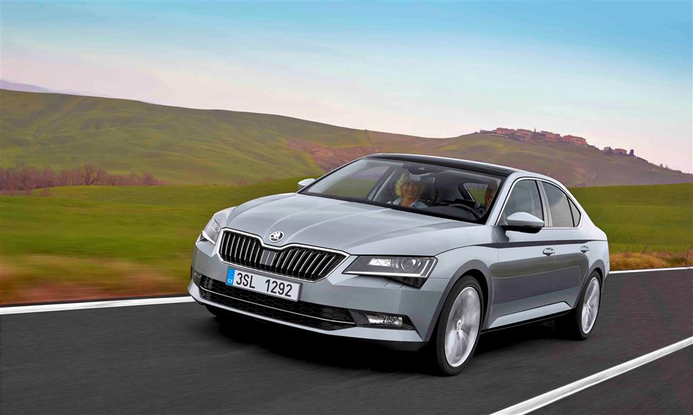 سكودا سوبيرب ٢٠٢١   (1)