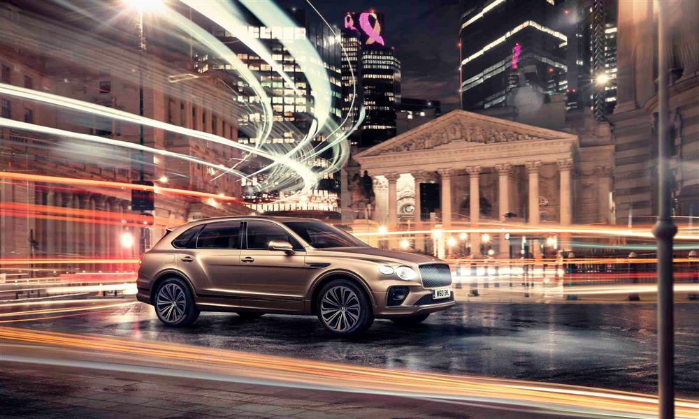 بنتلي بنتايجا Bentayga الهجينة  (1)