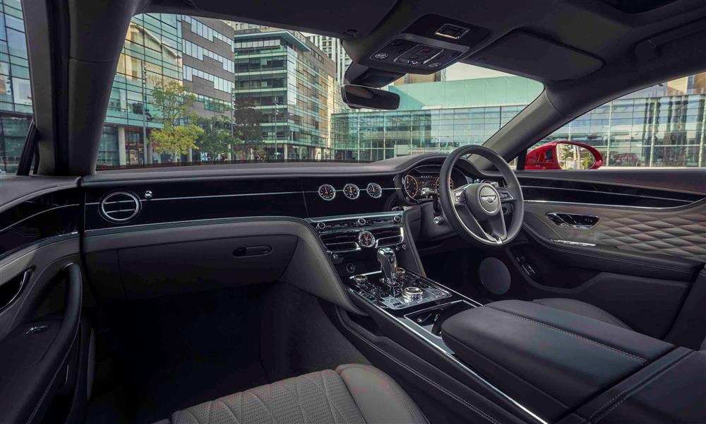 بنتلي Flying Spur  (15)