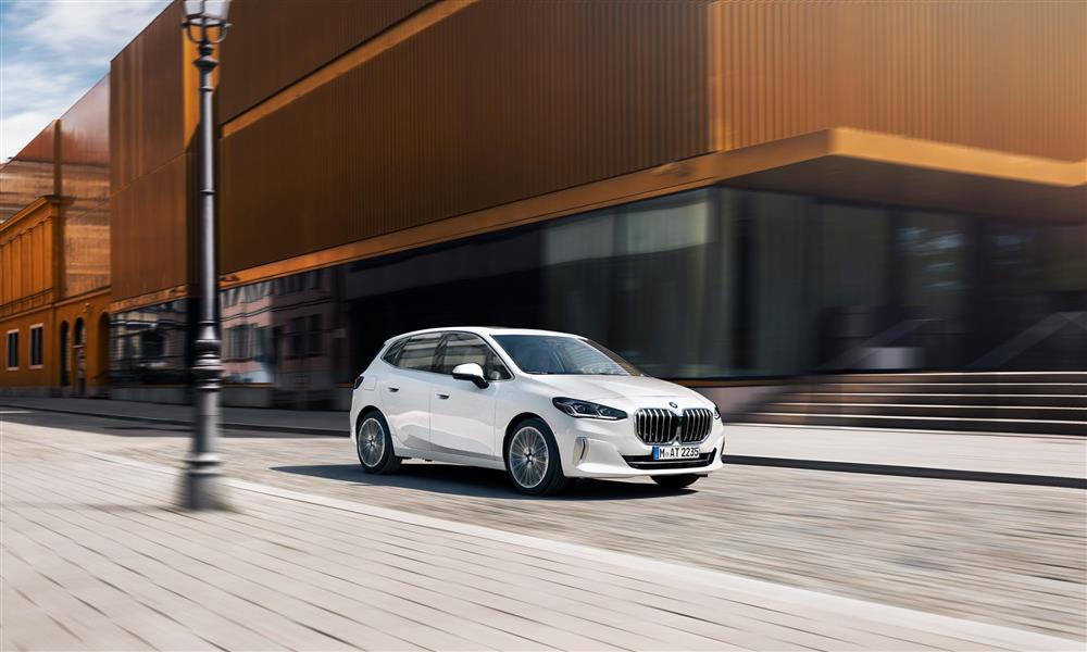 بي إم دابليو تكشف عن الفئة الثانية Active Tourer الجديدة