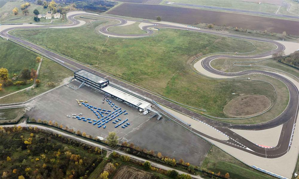 80 جريكال.. ترسم رمح مازيراتي الثلاثي  (2)