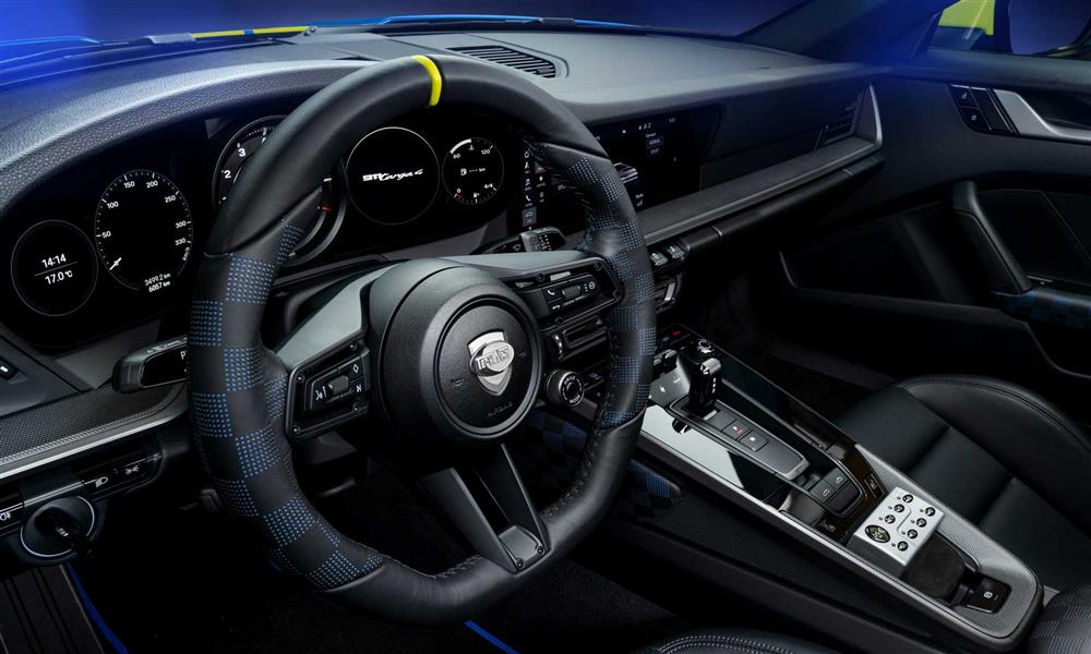 في حصاد 2021... تعرف على جديد ما قدمه بورشه.