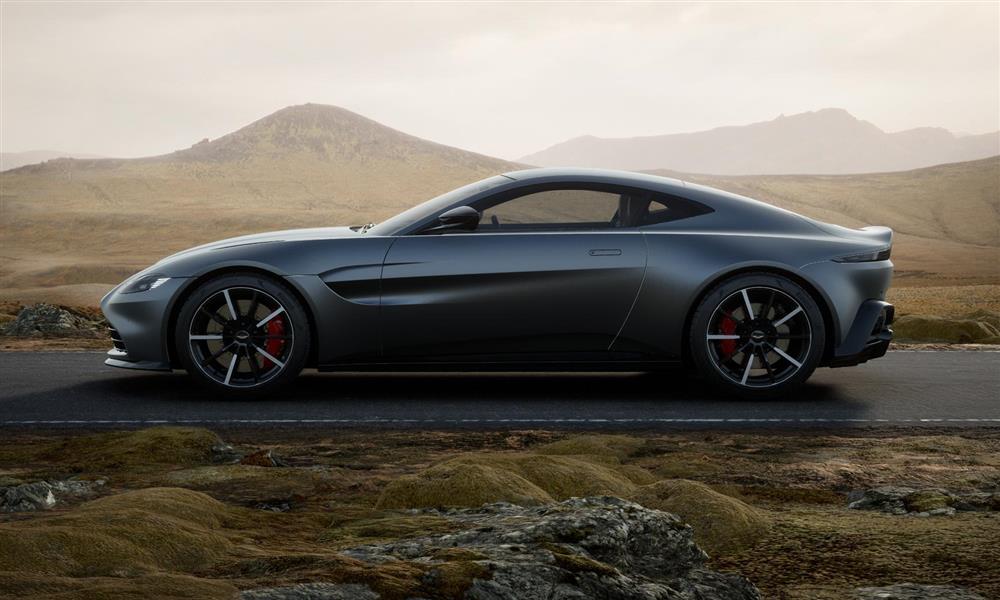 بعد حادث الشيخ زايد...تعرف على مواصفات أمان أستون مارتن فانتج