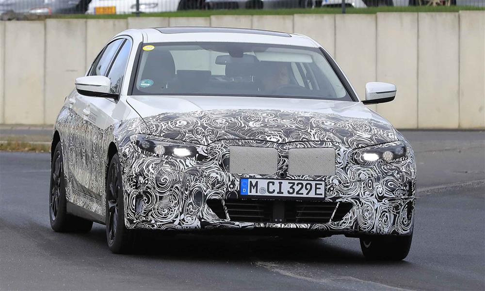 تسريب صور لبي إم دابليو الفئة الثالثة الكهربائية بالكامل