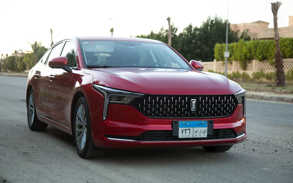 تجربة قيادة طرازات بيستون الأربعة  (3)