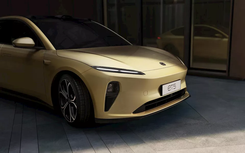 NIO ET5-3