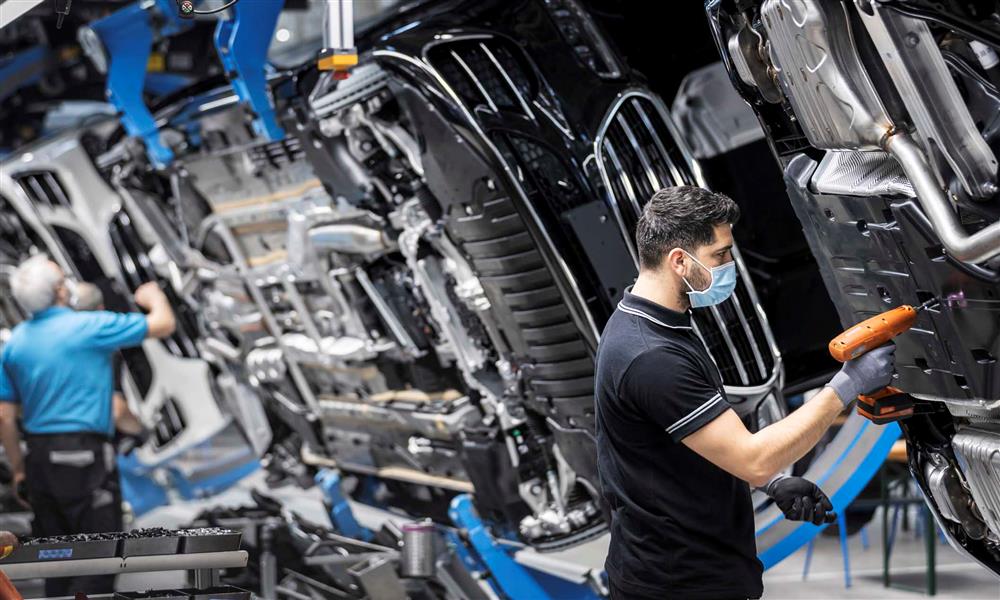 داخل مصنع مرسيدس 56  (6)