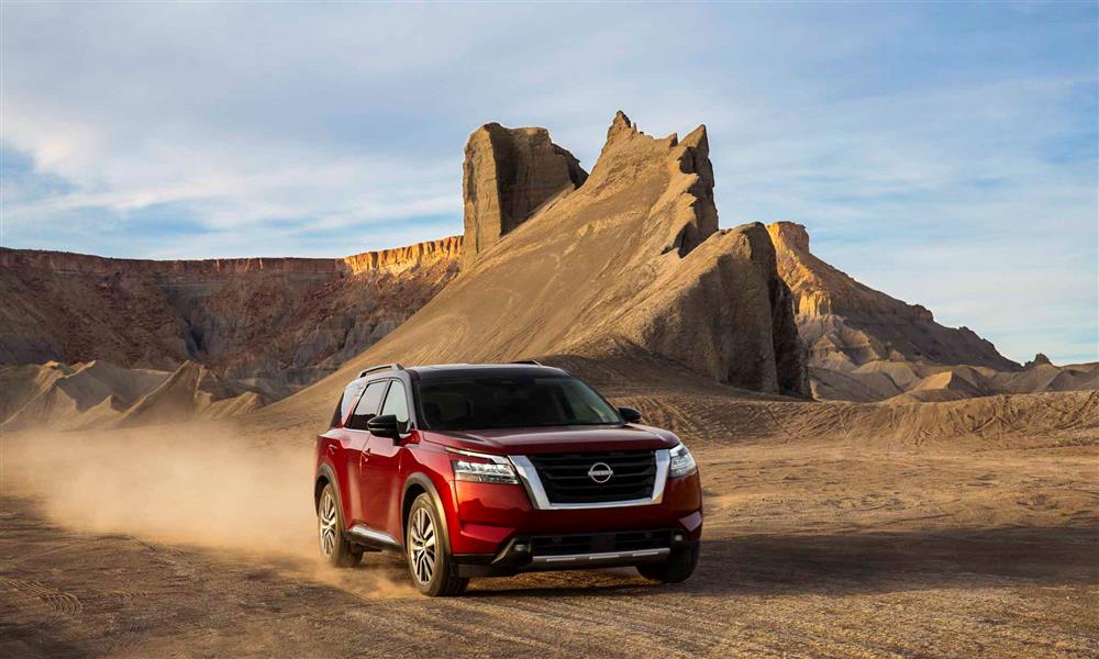 نيسان باثفايندر (2)