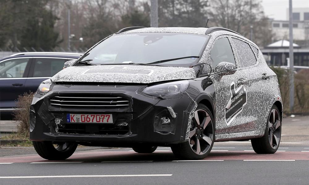 صور تجسسية تظهر النسخة المحسنة من فورد فيستا