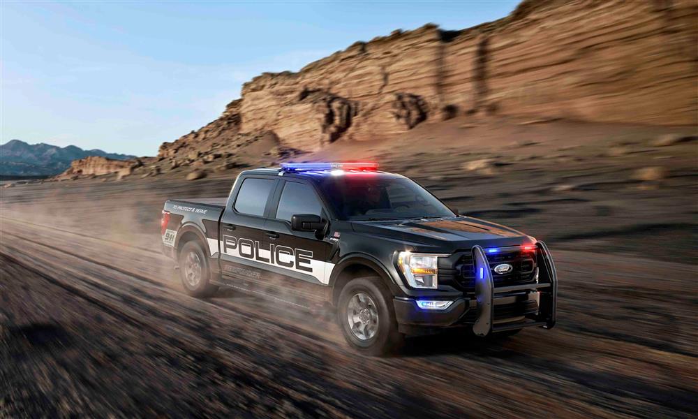 النسخة الشرطية من فورد F-150 (1)