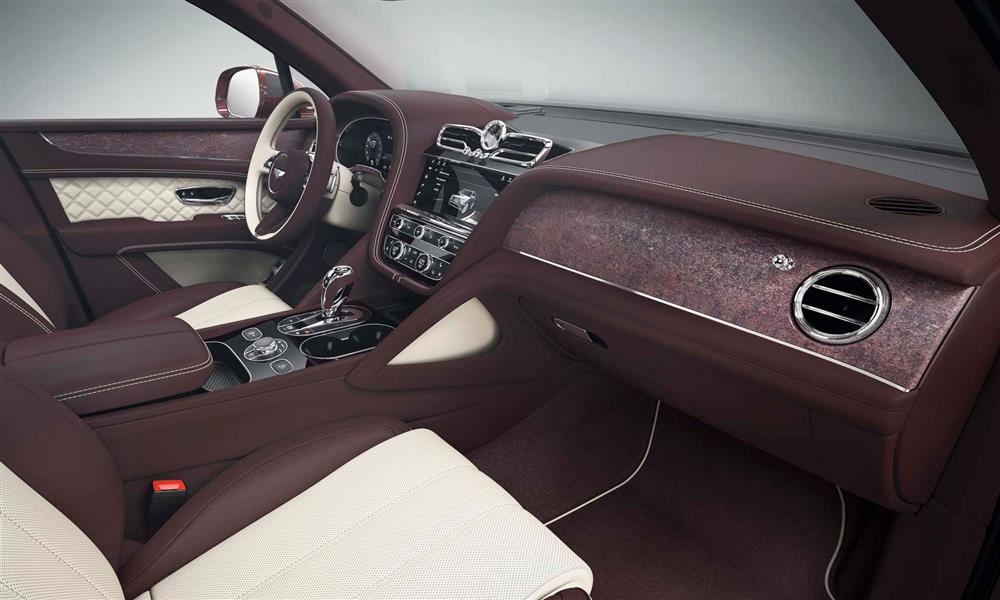 بنتلي بنتايجا مزودة بباقة Mulliner  (11)