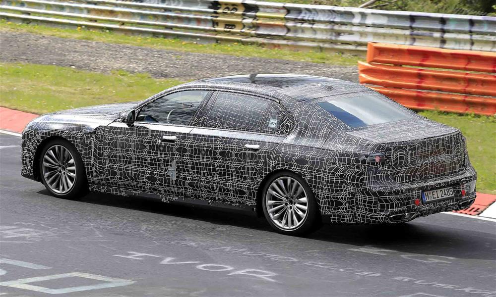 BMW 7 Series spy