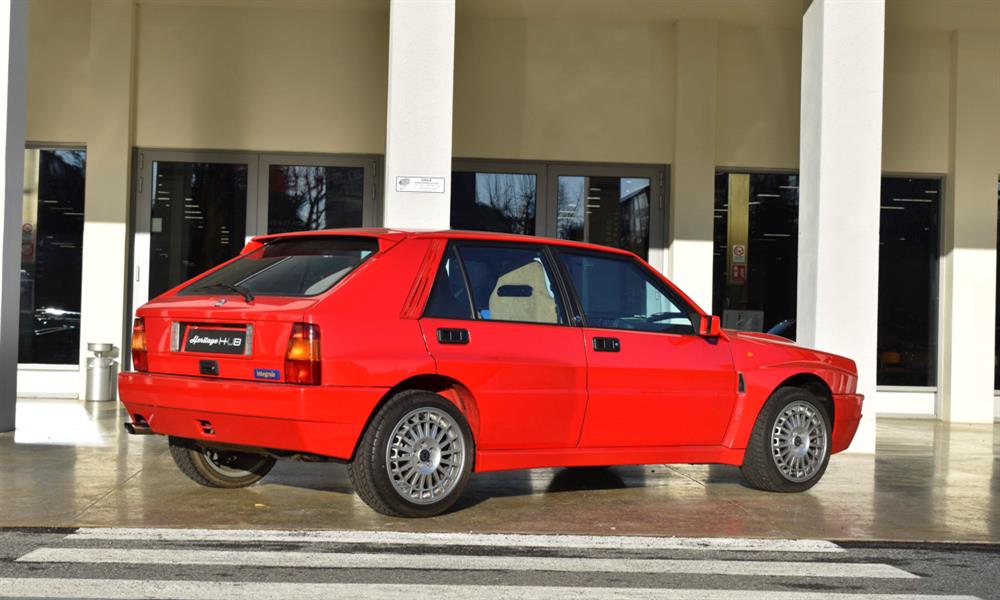 lancia delta HF Integrale.1