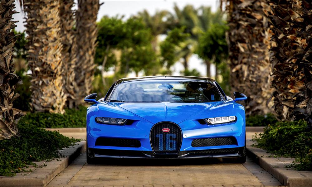 نسخة جديدة من بوجاتي شيرون تنطلق من السعودية