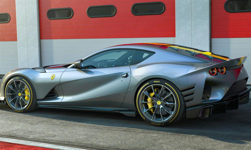 Ferrari 812 Competizione final
