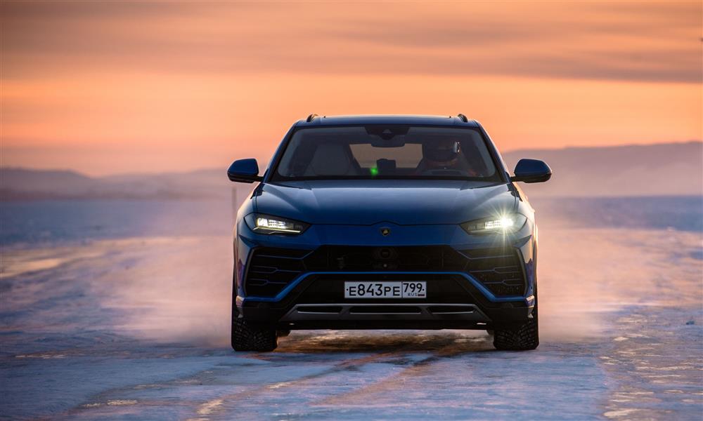 لامبورجيني أوروس تحقق رقماً قياسياً على الثلج