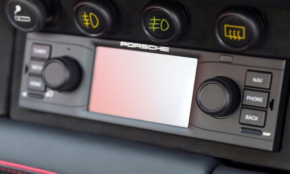 بورشه ٩١١ كلاسيكية كهربائية بقوة ٥٠٠ حصان