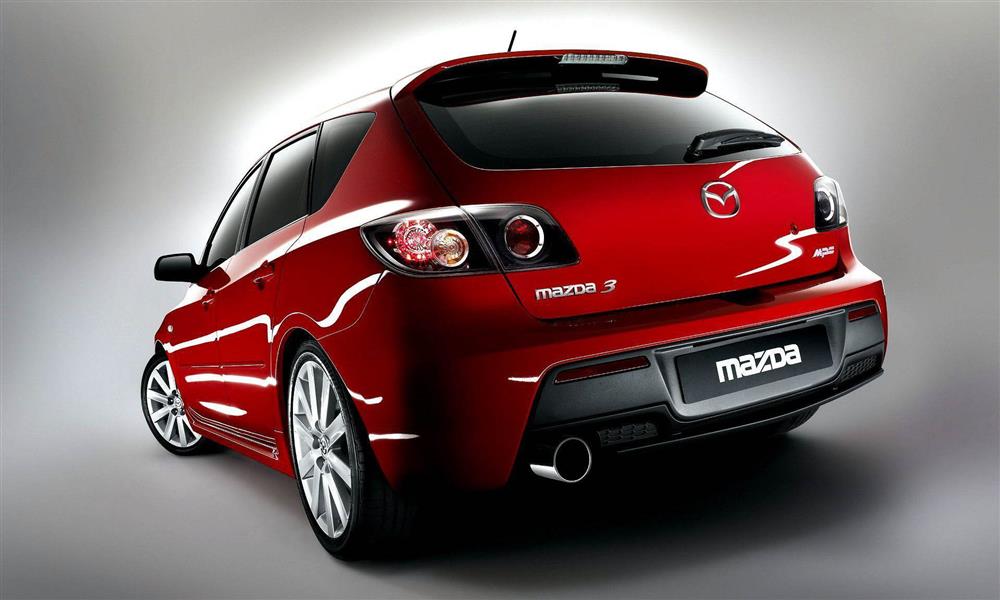 استدعاء أكثر من ٢٥٠ ألف سيارة مازدا ٣