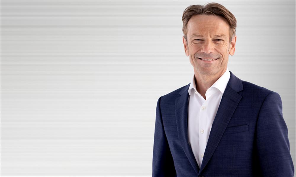 أوفه هوتشيجيشورتز ، الرئيس التنفيذي الجديد لعلامة أوبل