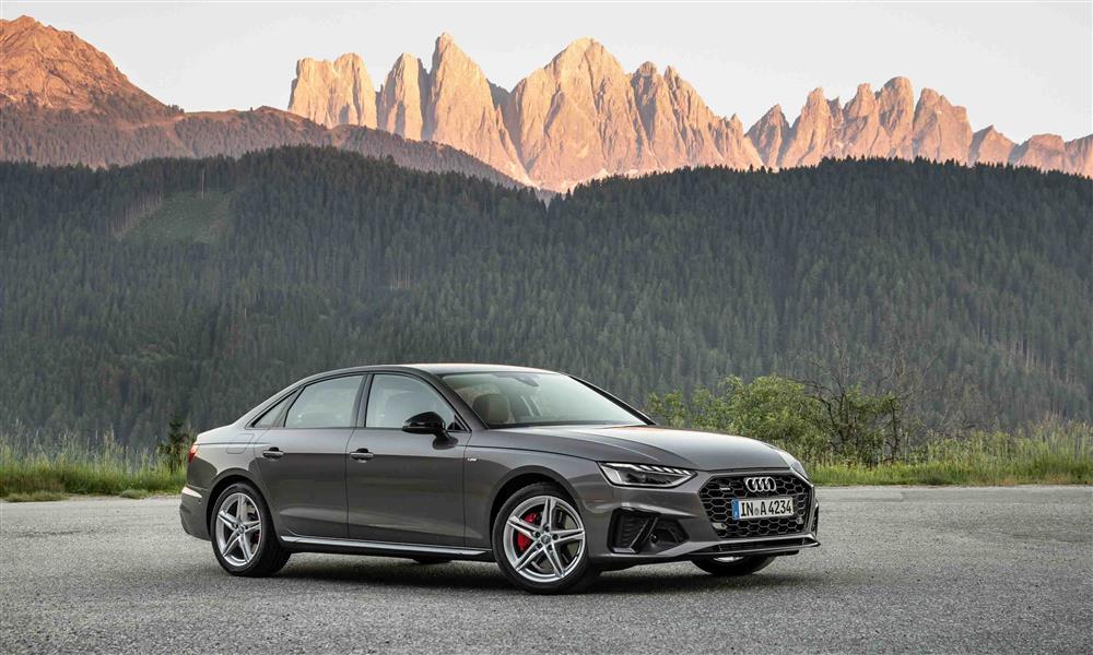 أودي A4