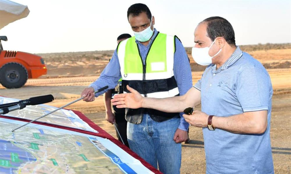 الرئيس يتفقد تطوير طرق ومحاور الساحل الشمالي (2)