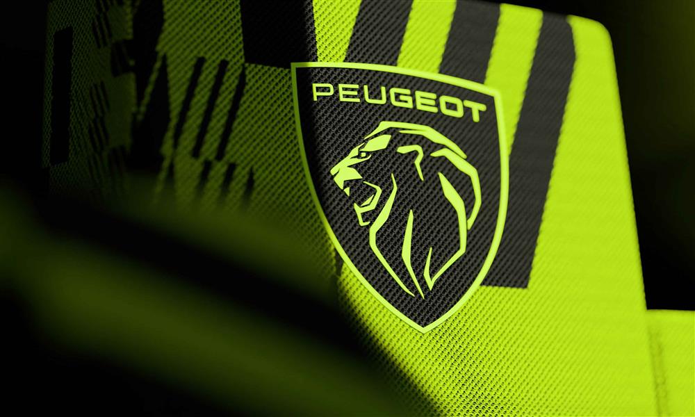 بيجو 9X8 الخارقة المخصصة للسباقات