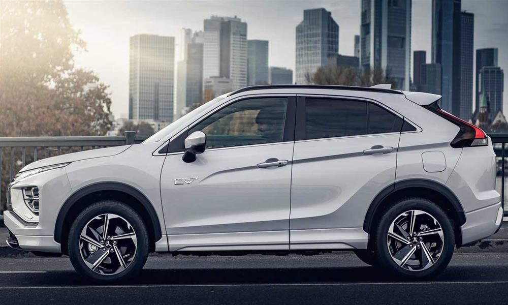 Mitsubishi-Eclipse_Cross-2022
