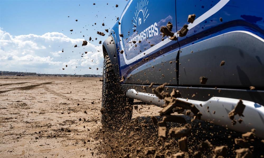 إصدار راكبو الأمواج من كيا سول الكهربائية – صور و تفاصيل