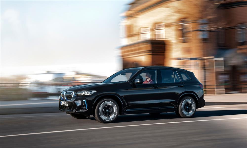 بي إم دابليو iX3 الكهربائية بنسخة محسنة – صور و تفاصيل-new-bmw-ix3-8-20