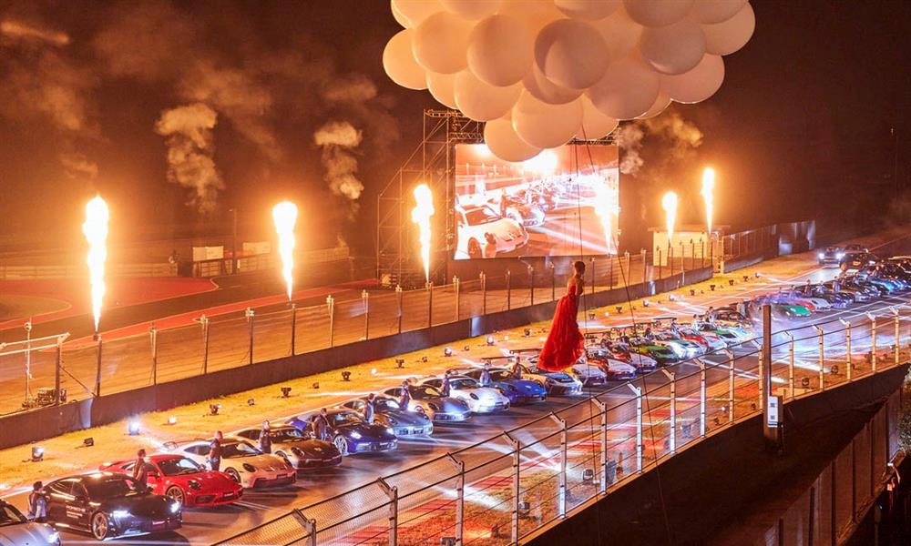 مركز تجارب بورشه الثامن ببلدة فرانسياكورتا في إيطاليا (2)