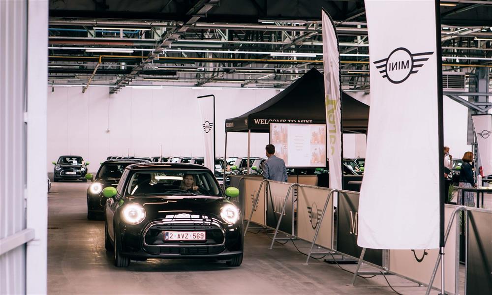 ٢٤٠ ميني كوبر كهربائية  تنضم لأسطول شركة إنجليزية – تفاصيل