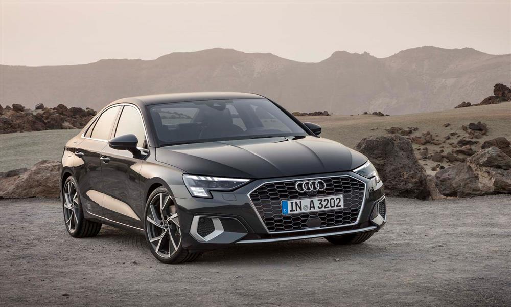 آودي A3 سيدان موديل ٢٠٢٢ (1)