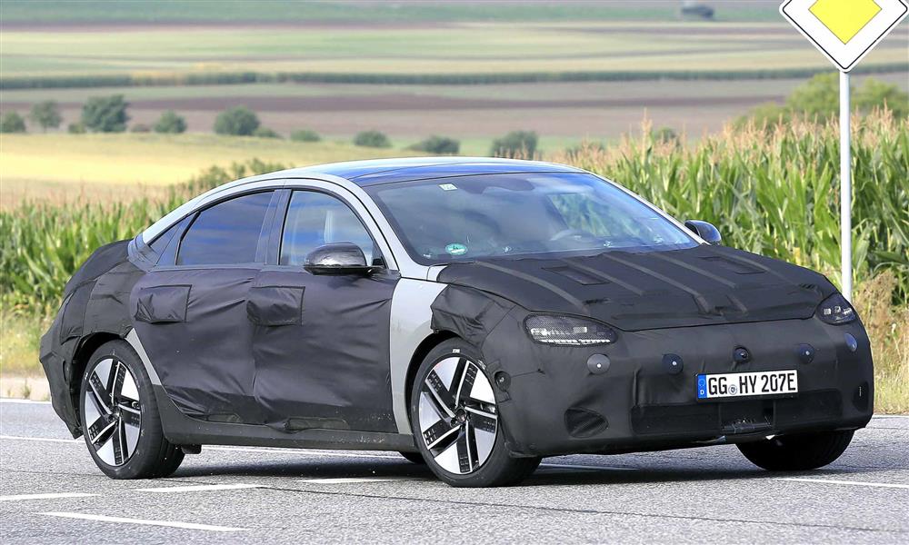 هيونداي أيونيك 6 في صور تجسسية