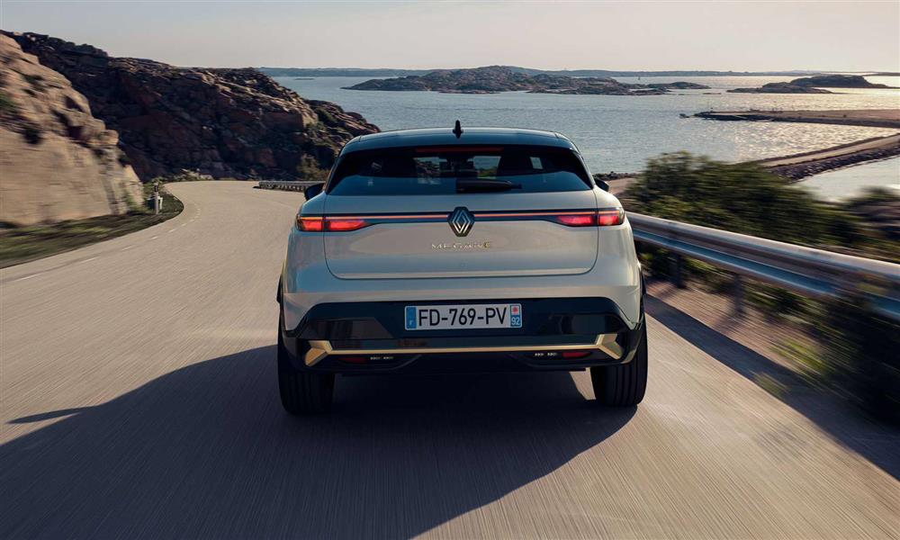 رينو ميجان E-TECH