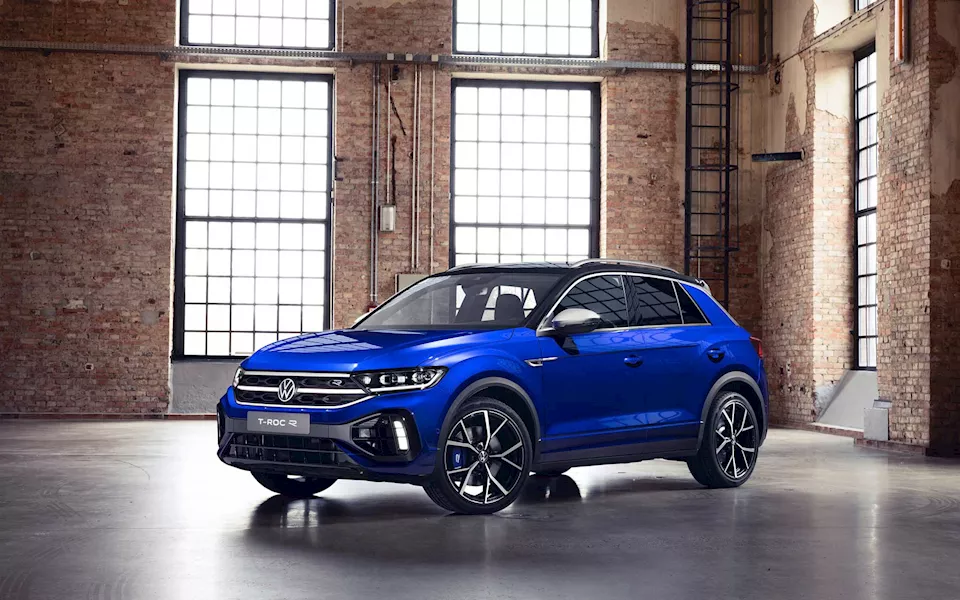 تعرف على فولكس فاجن T-roc R... أحدث كروس أوفر رياضية من العلامة الألمانية  