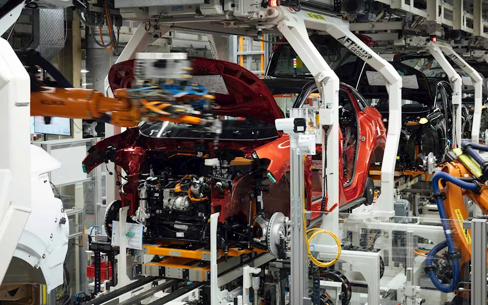 فولكس فاجن ID.5 من داخل خطوط الإنتاج – صور 