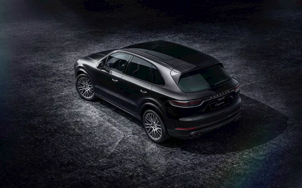 الإصدارالبلاتيني من بورشه كايين - صور