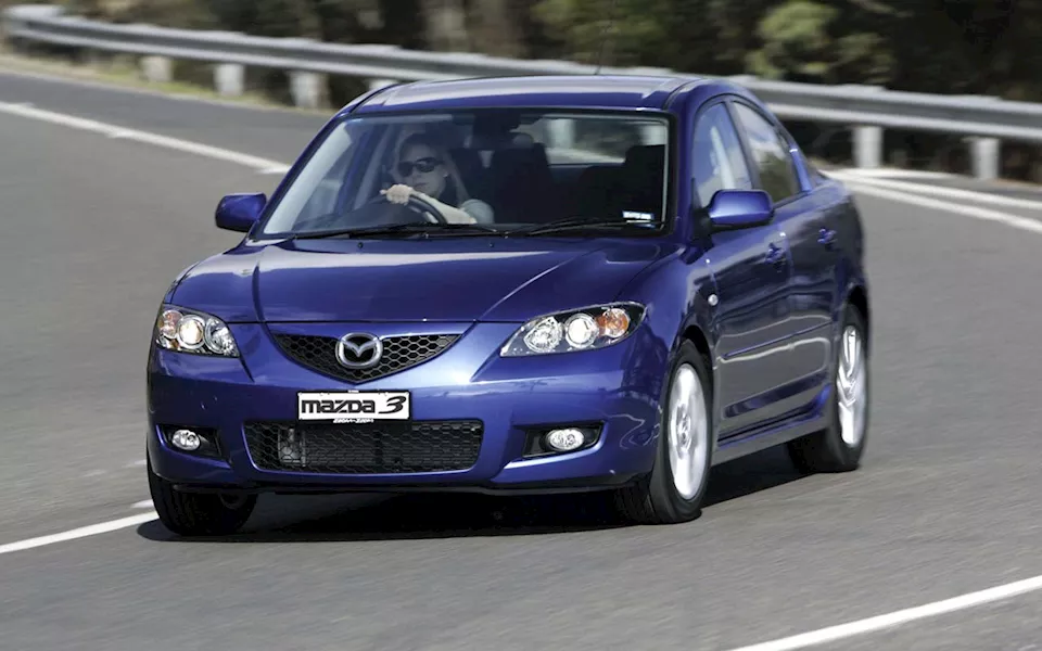 مازدا 3 موديل 2006